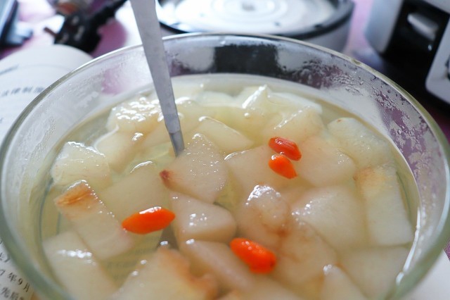 秋季雪梨煲什么湯？這些湯都很好!