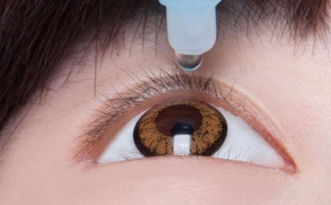 眼藥水多含防腐劑 每次一滴就好 眼藥水防腐劑 不含防腐劑的眼藥水 眼藥水里的防腐劑