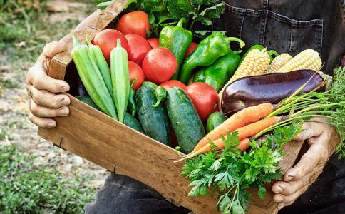 保護孩子的眼睛吃什么好 維生素A 維生素C 鉻 堿性食物