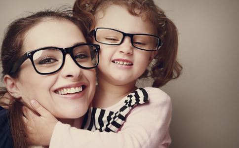 兒童<a href=http://www.gyfww.com/tags-近視.html target=_blank class=infotextkey>近視</a> 先天性<a href=http://www.gyfww.com/tags-白內障.html target=_blank class=infotextkey>白內障</a> 散瞳驗光 屈光不正 矯正視力 近視會