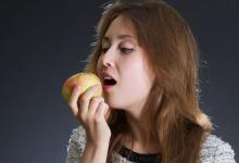 冬天眼睛“受涼”會導致干眼癥