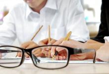 鞏膜加固術治療青少年發展性近視