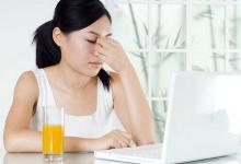 女性電腦族如何預(yù)防眼部細紋?