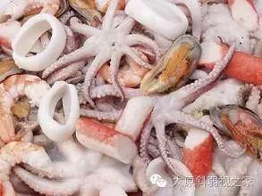 眼睛干澀疲勞，飲食與按摩兩步保健