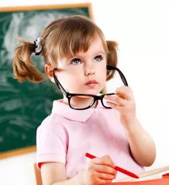 誘發(fā)兒童近視的病因有什么？