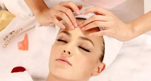 春季如何護(hù)理眼部肌膚，打造明亮雙瞳！