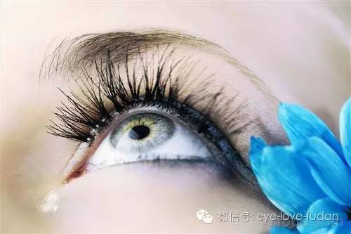 空調房內眼睛容易干澀，如何預防干眼癥？