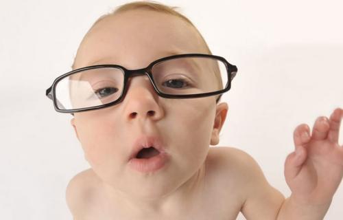 兒童弱視比近視更復雜