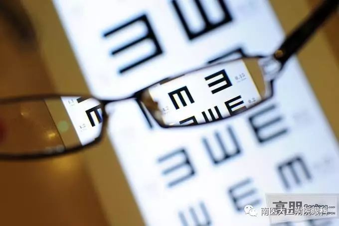 不正確的配鏡，不僅僅是近視加深那么簡單