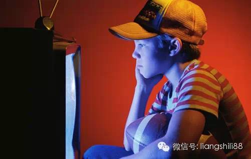 孩子看電視怎樣不傷害眼睛？