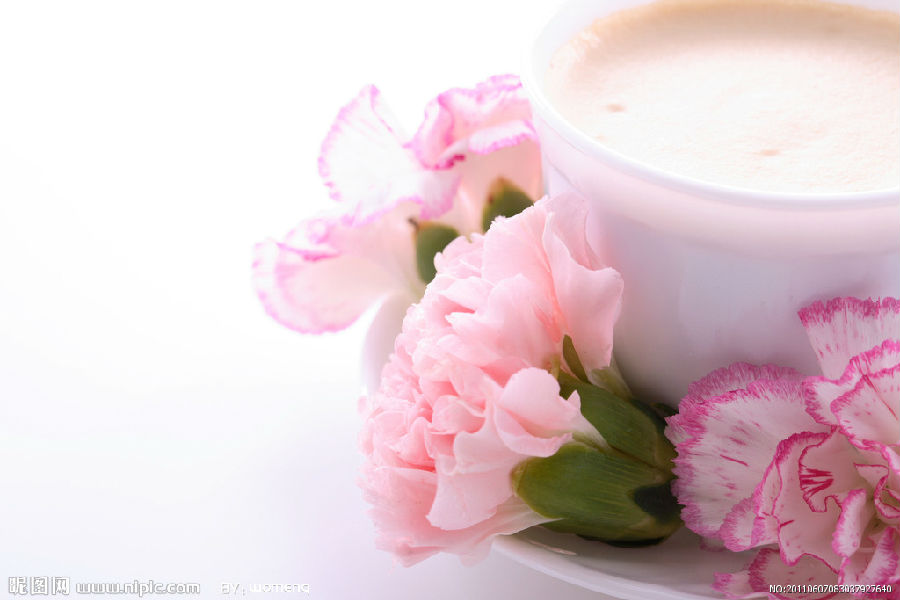 長期大量喝牛奶易得白內(nèi)障