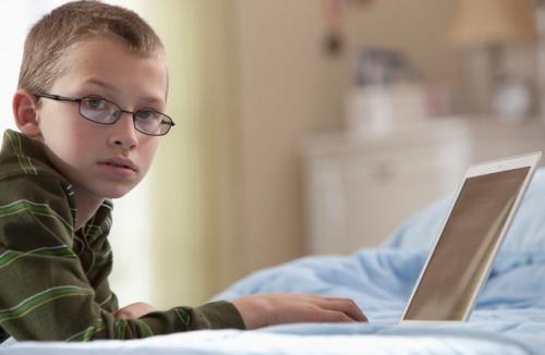 兒童需要注意保護(hù)眼睛