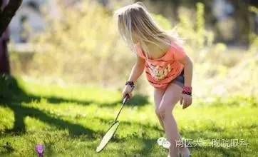 每天戶外運(yùn)動2小時，預(yù)防近視發(fā)生