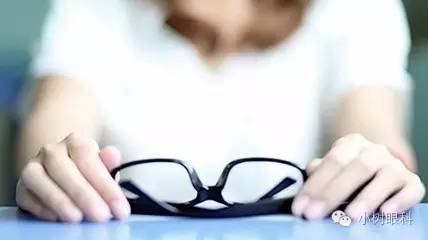 高度近視會遺傳寶寶嗎? 高度近視會遺傳寶寶嗎?