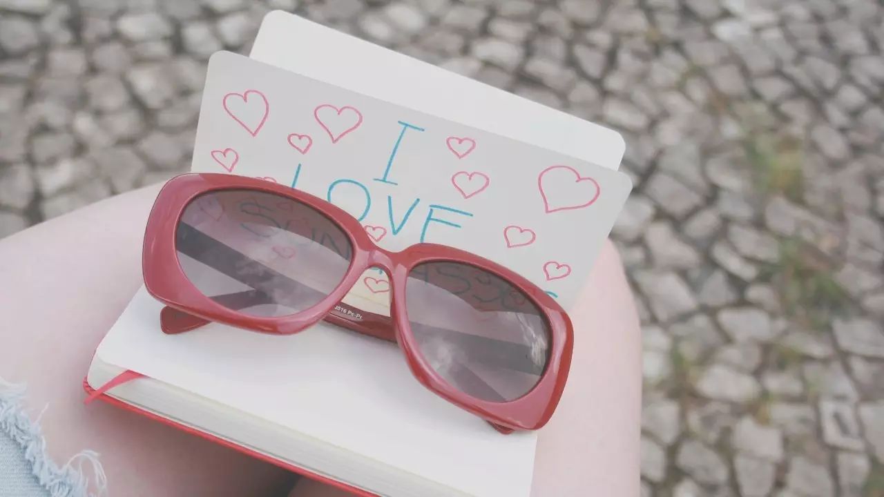 如何給孩子選擇太陽鏡？