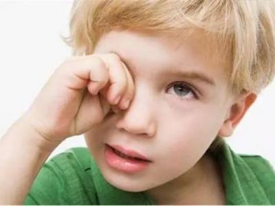 你知道孩子為什么喜歡眨眼睛嗎？