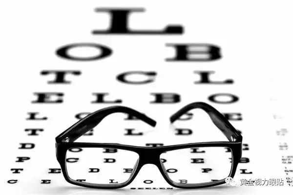 還拿高度近視不當回事？熬夜坐過山車-護眼就用黃金視力眼貼