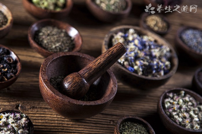 薄荷葉的功效與作用_薄荷葉的藥用價值-易網健康養生網 薄荷葉的功效與作用_薄荷葉的藥用價值