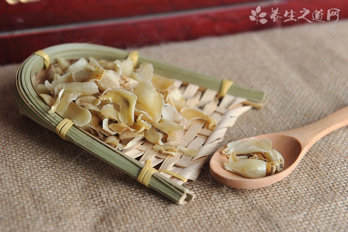 薄荷葉的功效與作用_薄荷葉的藥用價值-易網<a href=http://www.gyfww.com/ target=_blank class=infotextkey>健康養生</a>網 薄荷葉的功效與作用_薄荷葉的藥用價值