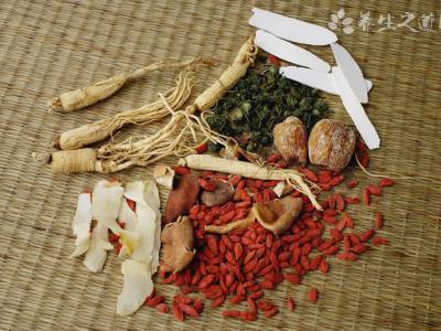 生草烏的藥用價(jià)值_生草烏的副作用