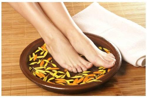姜水泡腳的禁忌