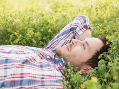 濕熱下焦是什么癥狀？濕熱下焦怎么治療？