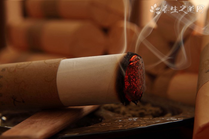 艾灸貼與艾灸功效一樣嗎？艾灸貼可以用多久