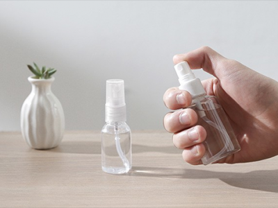 醫用酒精放車里會自燃嗎，車內可以用酒精消毒嗎