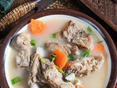 菠蘿怎么吃？4道營養(yǎng)豐富的菠蘿美食