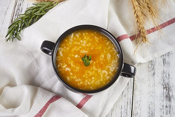 銀耳配什么熬粥比較好（銀耳熬粥的最佳搭配）