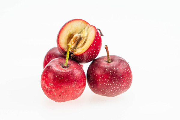 山楂水可以天天喝嗎?山楂一天吃幾個(gè)最好-易網(wǎng)健康<a href=http://www.gyfww.com/jkys/ target=_blank class=infotextkey>養(yǎng)生</a>網(wǎng) 山楂水可以天天喝嗎?山楂一天吃幾個(gè)最好