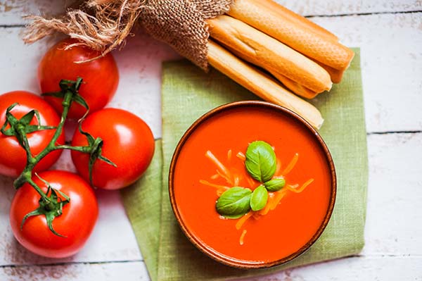 西紅柿怎么吃最有營養(yǎng)【西紅柿最佳營養(yǎng)吃法】