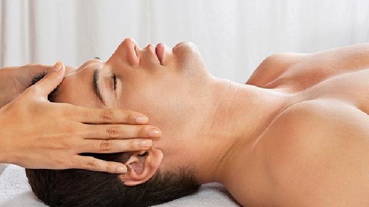 為什么捏脊能治病? 中醫捏脊療法幫你改善腰肌勞損