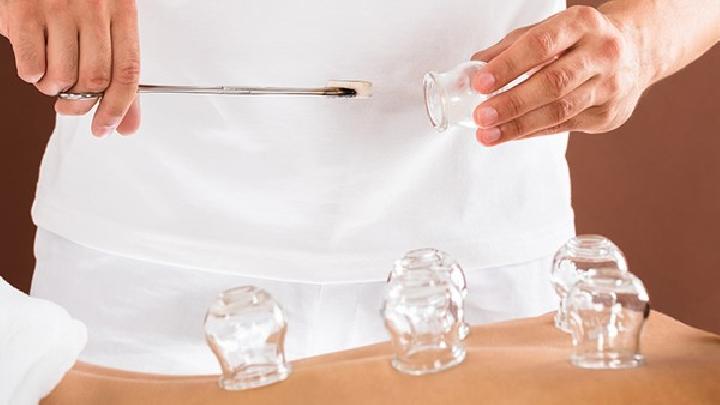 該如何緩解緊張性的頭痛 中醫自我按摩拯救緊張性頭痛