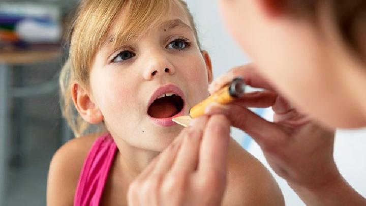 小兒推拿治療肚子脹氣可行嗎？小兒推拿治療肚子脹氣的兩個手法