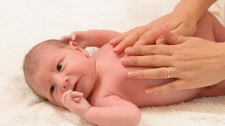 上班族們該如何提神醒腦 上班族提神醒腦的自我按摩法