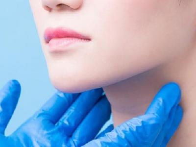 女性面部按摩的好處到底有哪些 女性經(jīng)常面部按摩祛病保青春