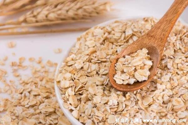 中醫(yī)為什么不建議燕麥片，傷脾胃/易上火(3種人不宜吃)